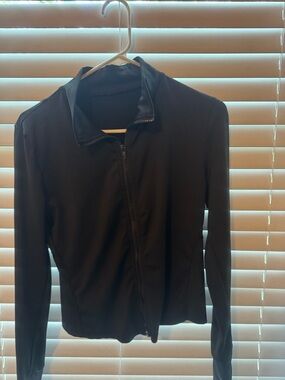 Black Zip-Front Lightweight athletic fitted Jacket